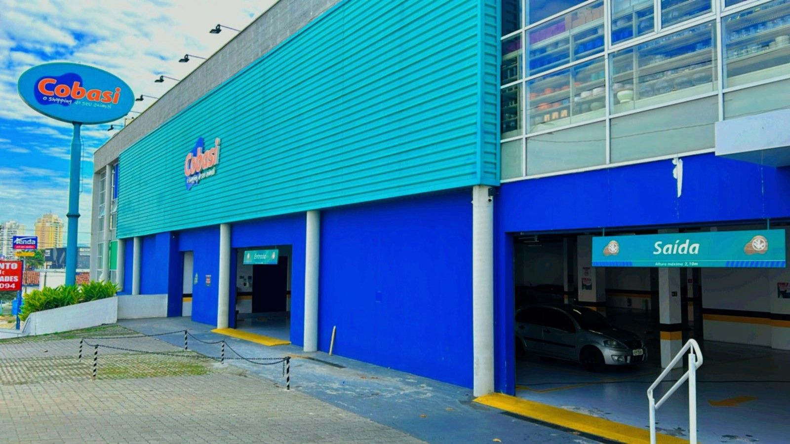 Taubaté II_estacionamento.jpeg